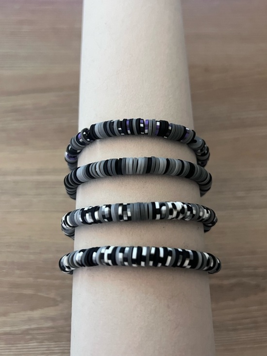 Jewelry - 4 Piece Black Gray Heishi Bead Stretch Bracelet Set Neutral Stackable Elastic